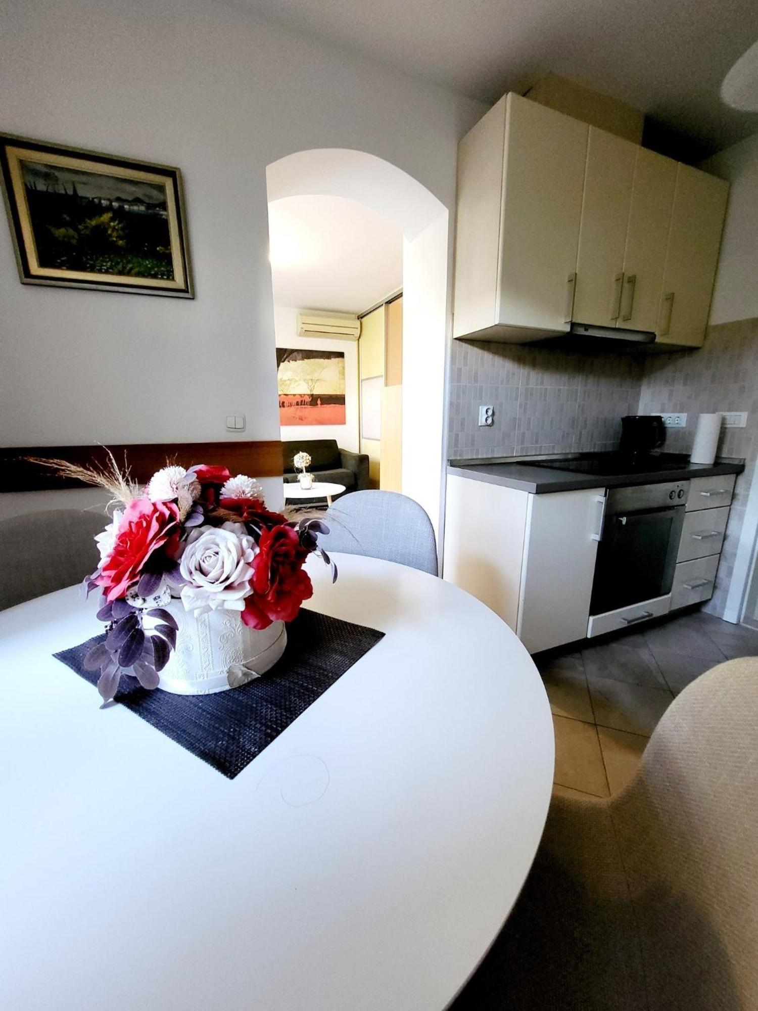 Green Terrace Apartment I Дубровник Екстер'єр фото